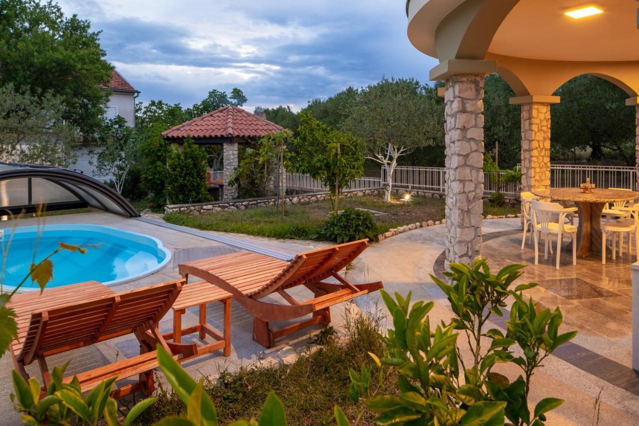Lusi House Sveti Filip i Jakov Exterior foto